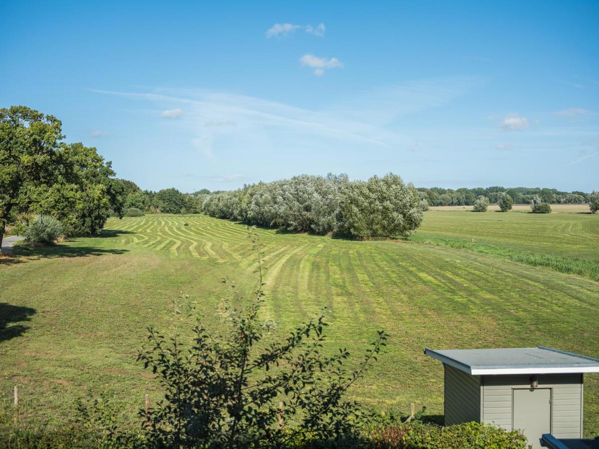 Waldsiedlung No2 Apartment Kropelin Luaran gambar